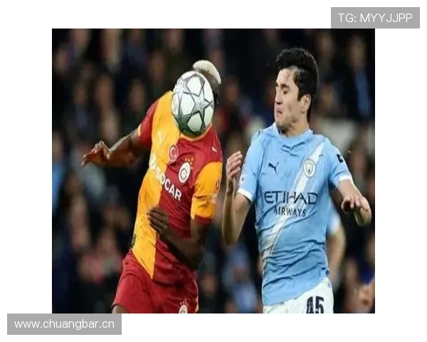 曼城进攻倚重中路，边路隐患逐步反映在攻防转换中