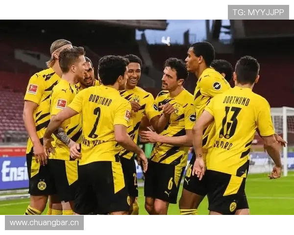 多特蒙德年轻球员敢打表现突出,但关键战阶段稳定性面临考验 多特蒙德年轻球员敢打表现突出,但关键战阶段稳定性面临考验