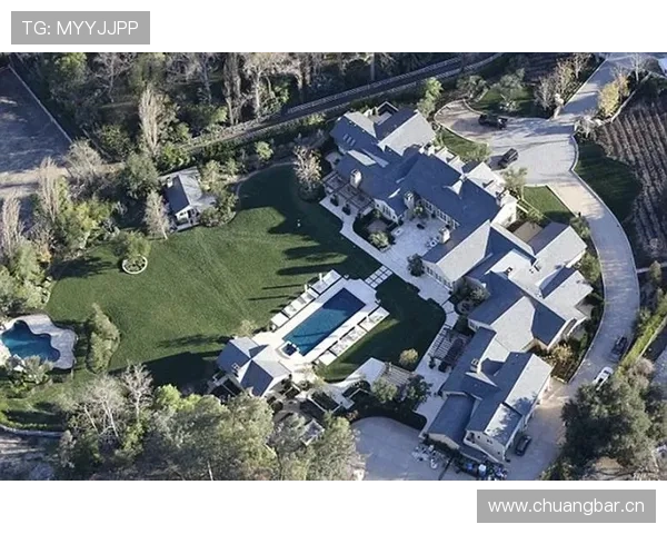 埃琳·安德森球场上冷若冰霜，私下却把豪宅改成了迷你游乐场？